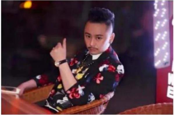 原来是他 陌陌狼王电影反派一号揭开神秘面纱