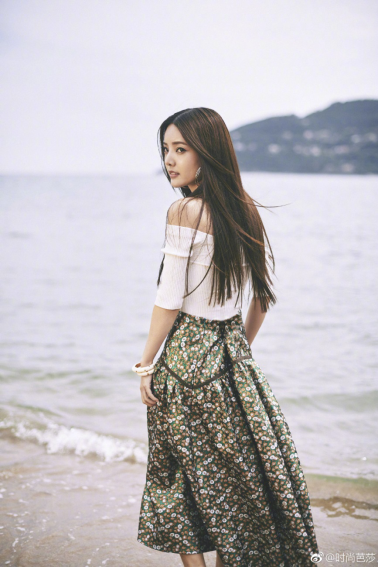 才艺库解锁新技能 陌陌当红花旦洪小乔黄梅戏首秀引发粉丝热议