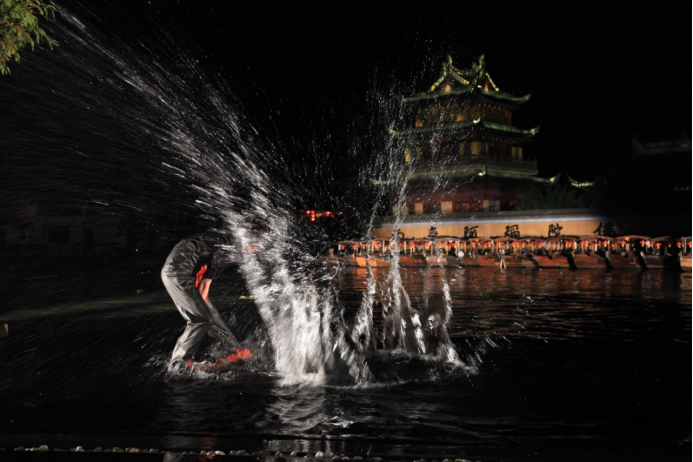 ǻ֮δ Բֻ̽ AI ʱֿƼ뽡