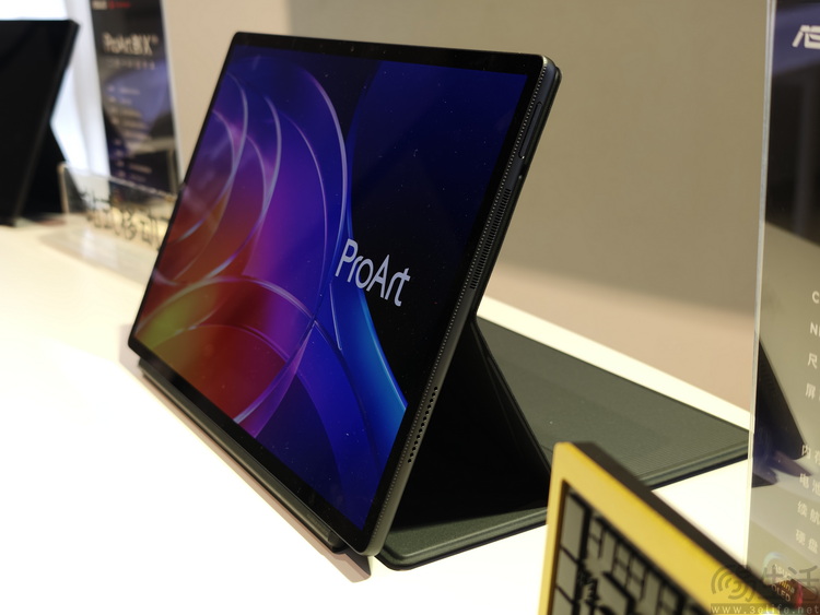 从学生本到工作站，高通“骁龙本”今年冲高成了